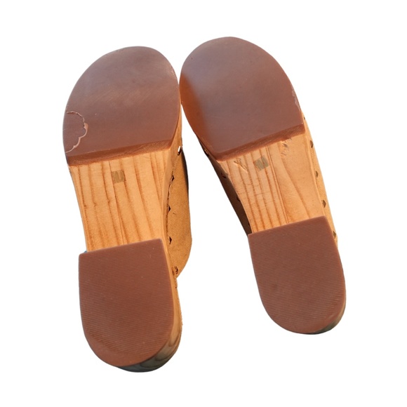 Light Tan Suede Clogs - Picture 5 of 5